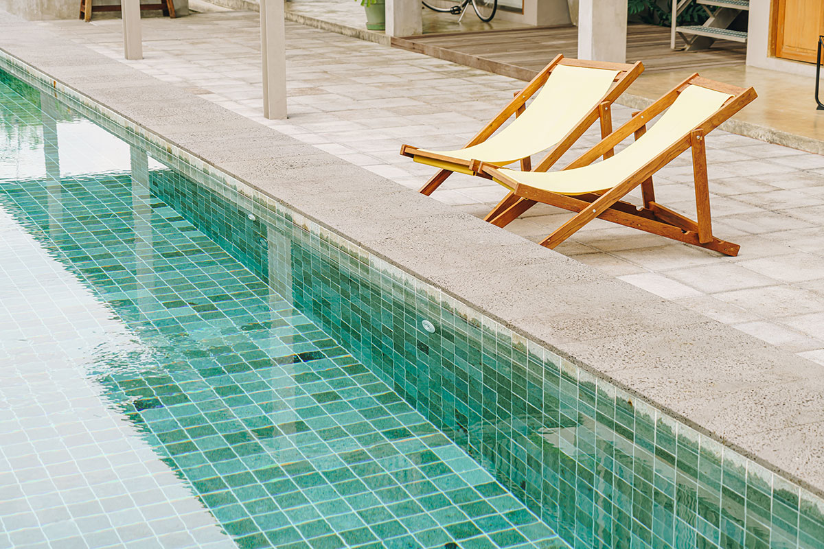 We carry out maintenance and cleaning of swimming pools